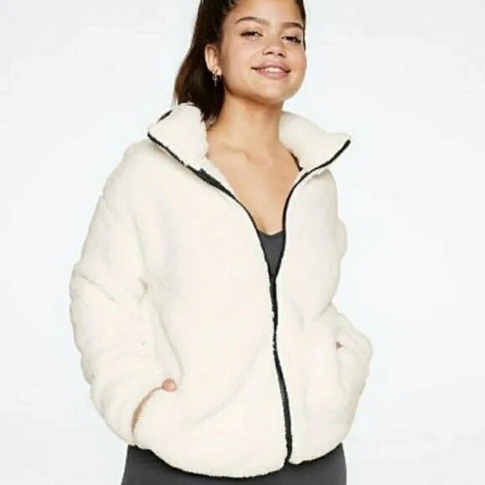 NWOT PINK Victoria’s Secret teddy jacket